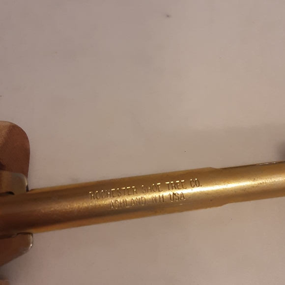 Stuart Weitzman Wooden Cedar Shoe Tree Forms - Picture 4 of 4